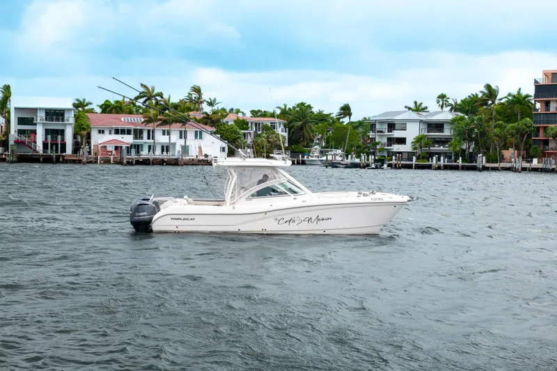 The Cat's Meow Yacht Photos Pics 