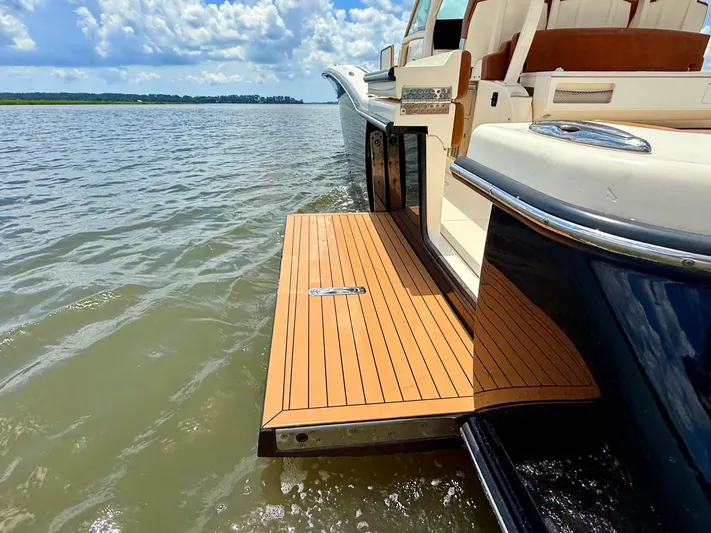 Wild Horses Yacht Photos Pics 