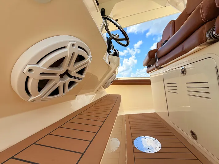 Wild Horses Yacht Photos Pics 