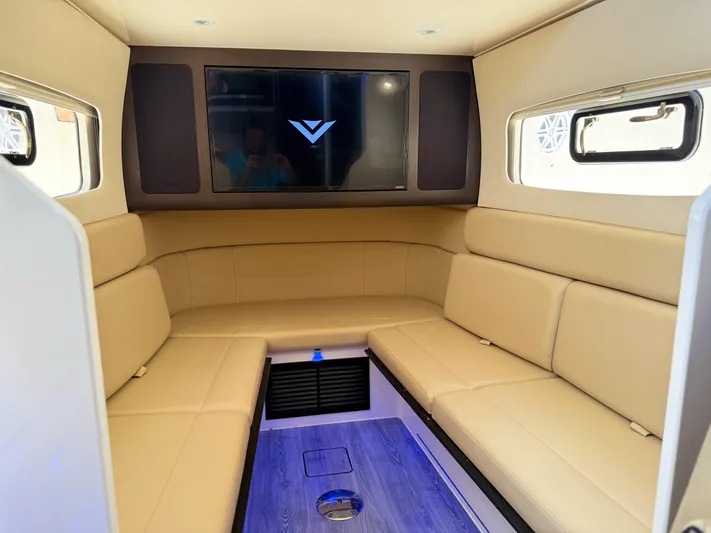 Wild Horses Yacht Photos Pics 