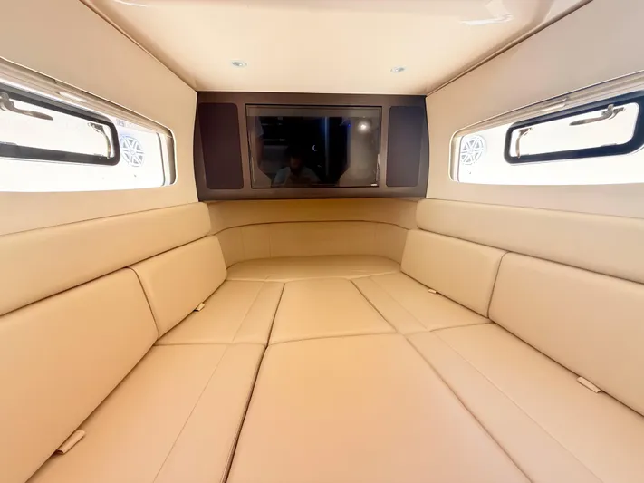 Wild Horses Yacht Photos Pics 