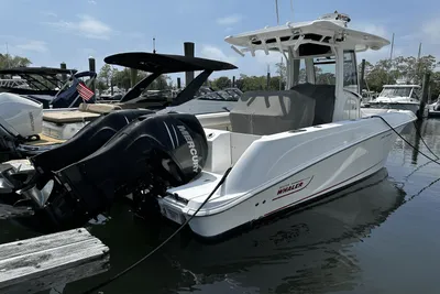Boston Whaler 250 Outrage