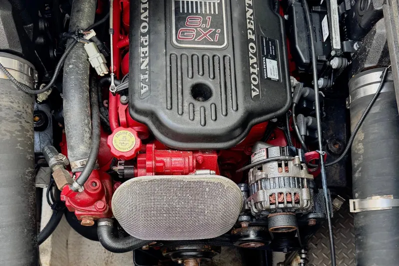 Santa Josefina Yacht Photos Pics Volvo Penta 8.1 GXi engine in a 2009 Regal 4080 boat.