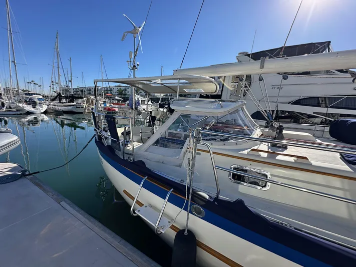 Island Nomad Yacht Photos Pics 