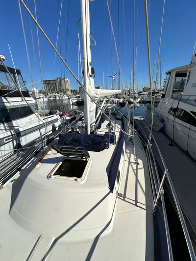 Island Nomad Yacht Photos Pics 