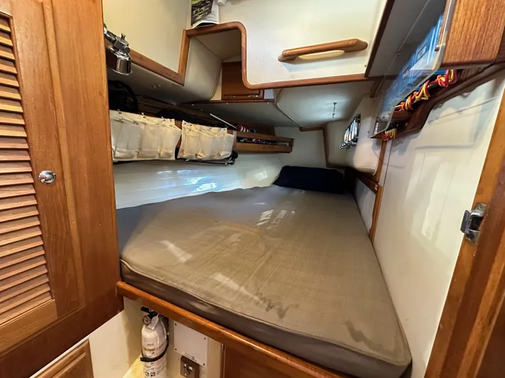 Island Nomad Yacht Photos Pics 