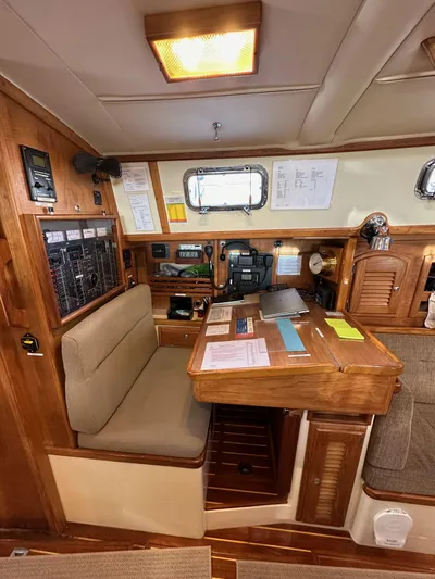 Island Nomad Yacht Photos Pics 