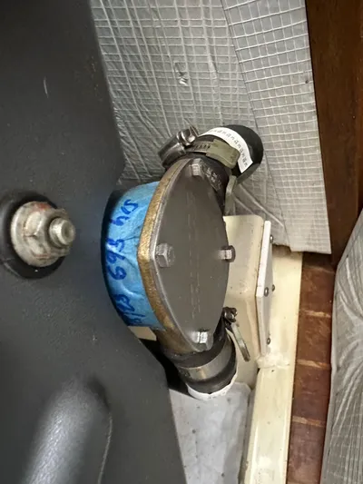 Island Nomad Yacht Photos Pics 