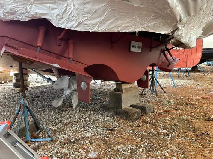 Justified Yacht Photos Pics 