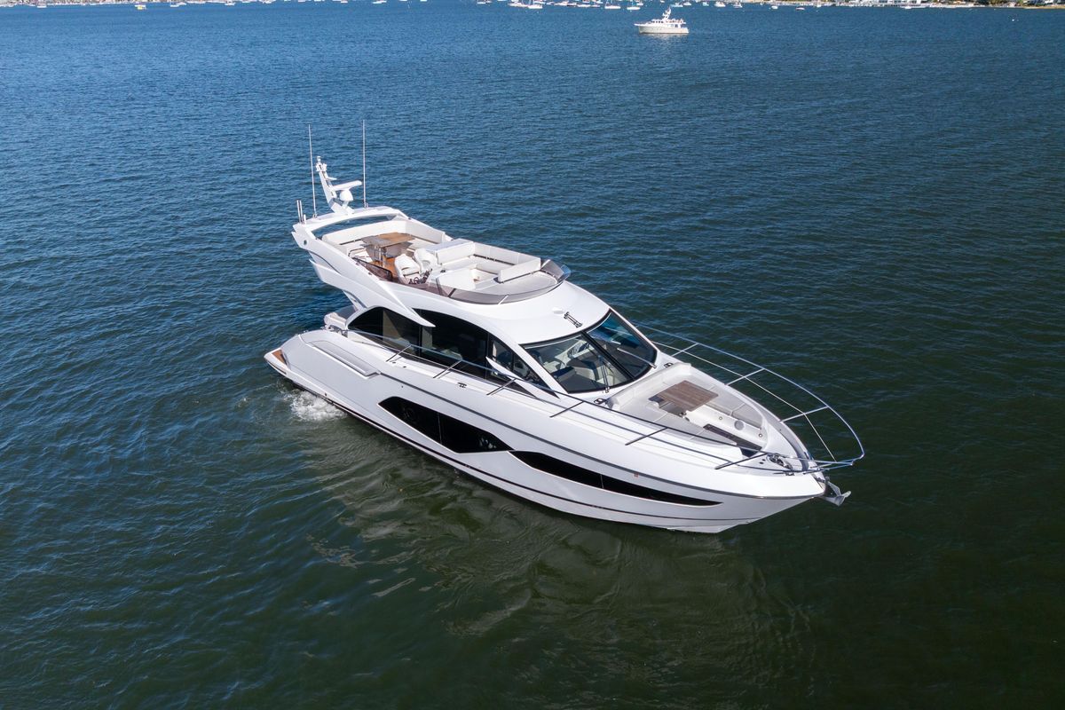 2018 Sunseeker 52