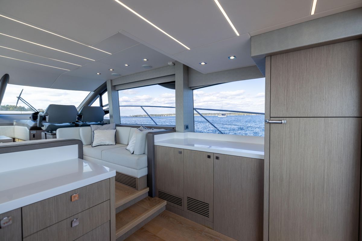 2018 Sunseeker 52
