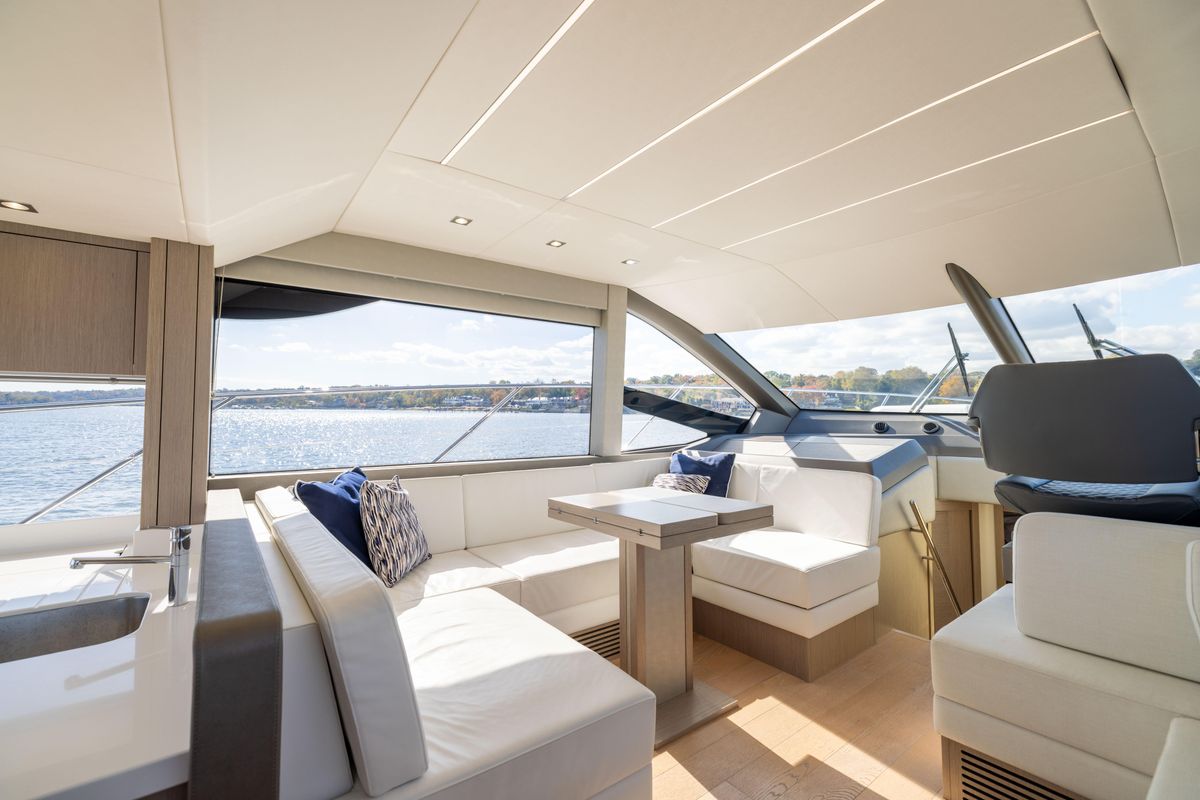 2018 Sunseeker 52