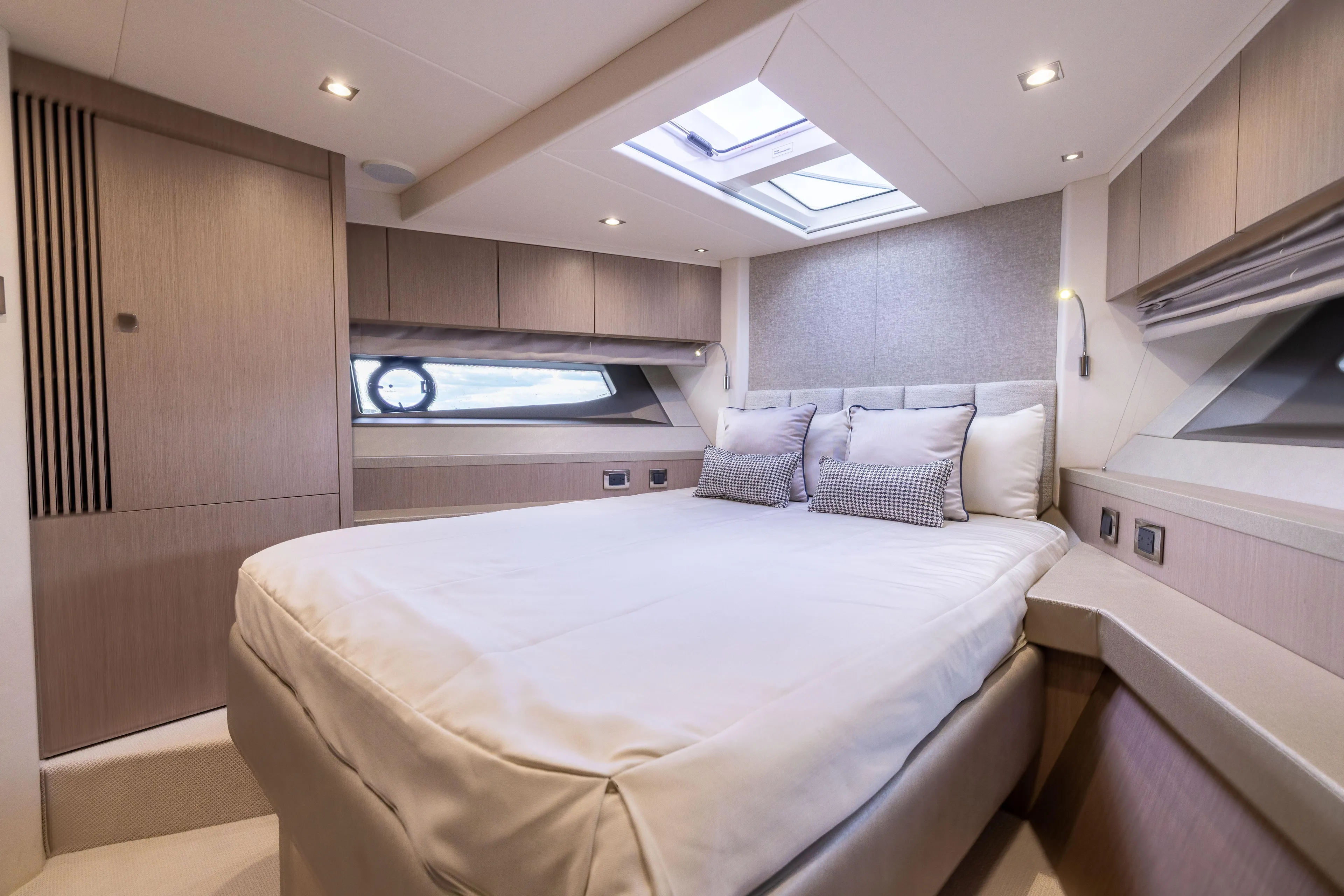 In The Moment Yacht Photos Pics Luxurious bedroom interior of 2018 Sunseeker Manhattan 52 yacht with modern design.