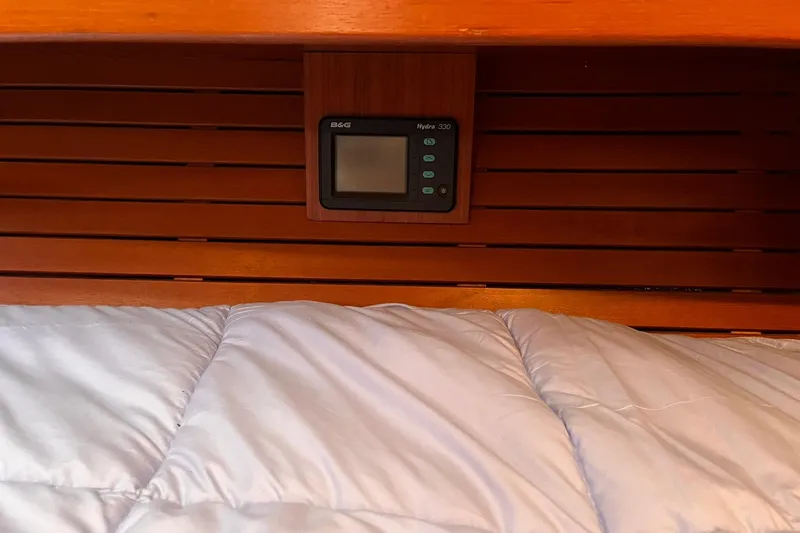  Yacht Photos Pics Interior of 1990 Nautor Swan 61 yacht with B&G Hydra 330 display.