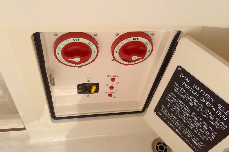  Yacht Photos Pics Dual battery selector switch on 2023 Grady-White Freedom 285 boat.
