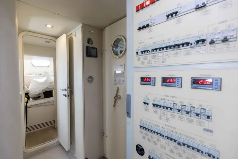 Sea T Sea Yacht Photos Pics 