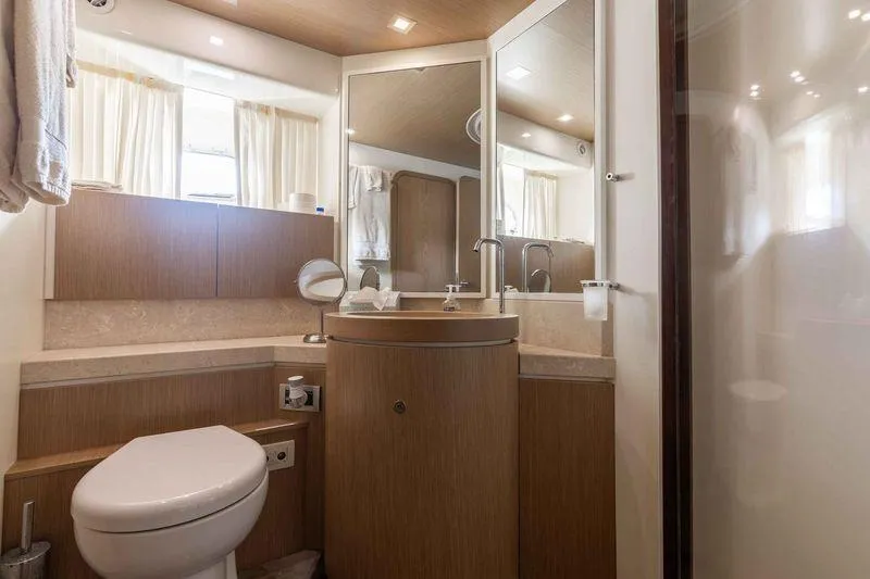 Sea T Sea Yacht Photos Pics 