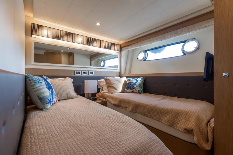 Sea T Sea Yacht Photos Pics 