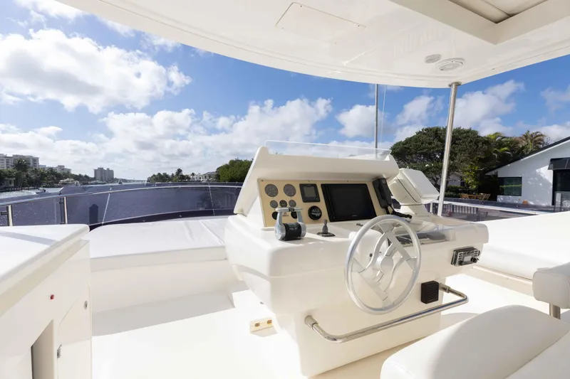 Sea T Sea Yacht Photos Pics 