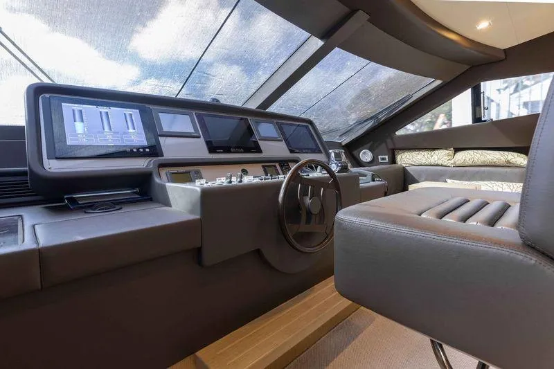 Sea T Sea Yacht Photos Pics 