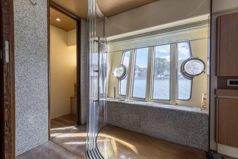 Sea T Sea Yacht Photos Pics 