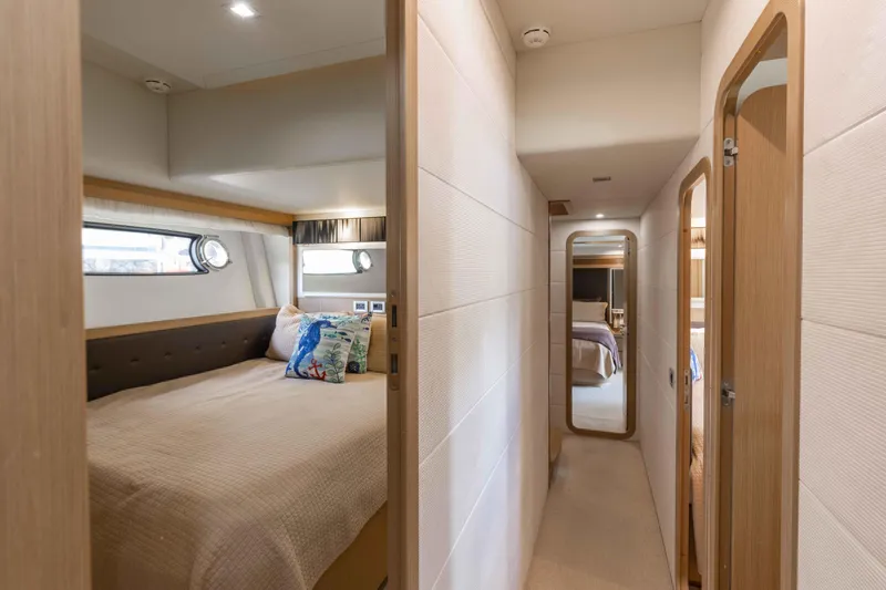 Sea T Sea Yacht Photos Pics 