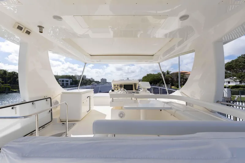 Sea T Sea Yacht Photos Pics 