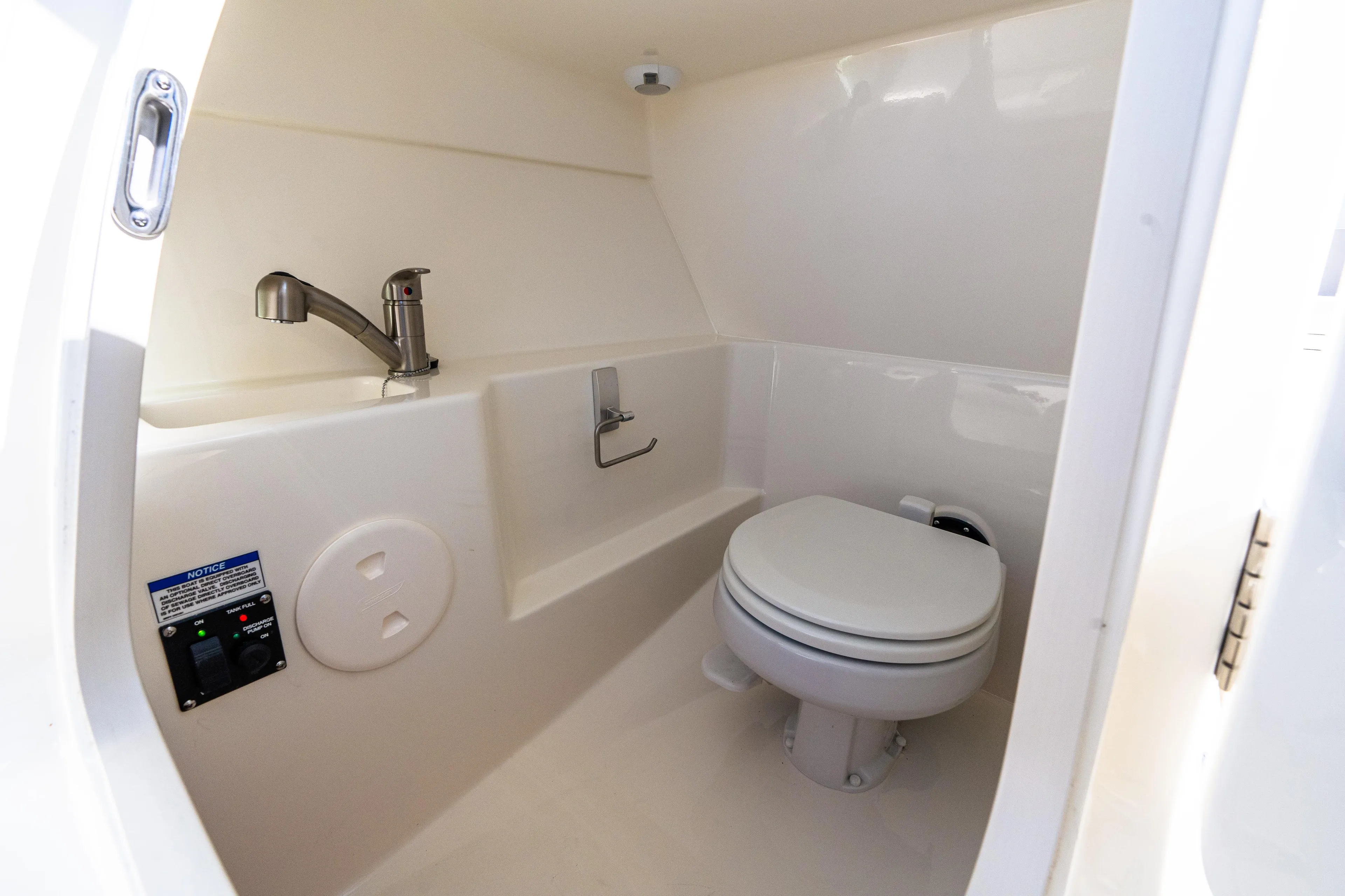 Resilience Yacht Photos Pics 