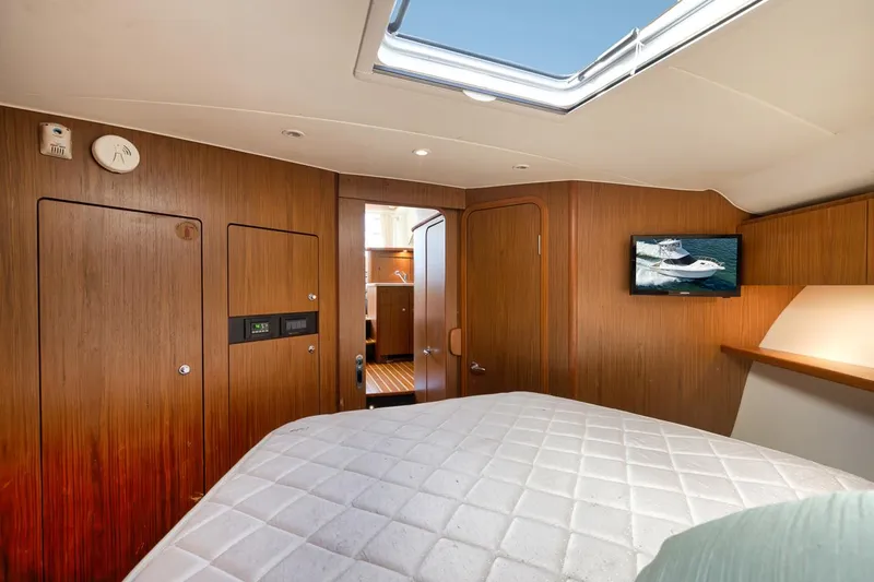 Relentless Yacht Photos Pics 