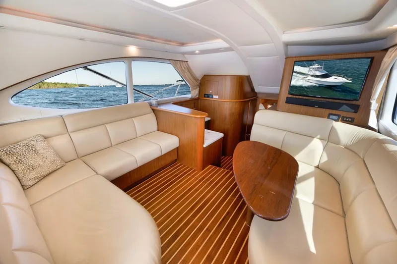 Relentless Yacht Photos Pics 