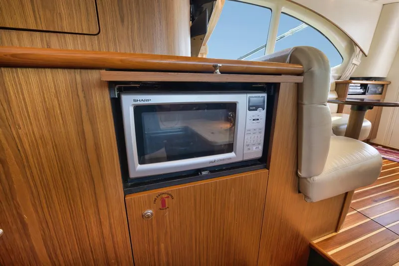 Relentless Yacht Photos Pics 