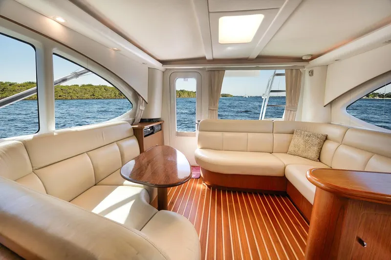 Relentless Yacht Photos Pics 