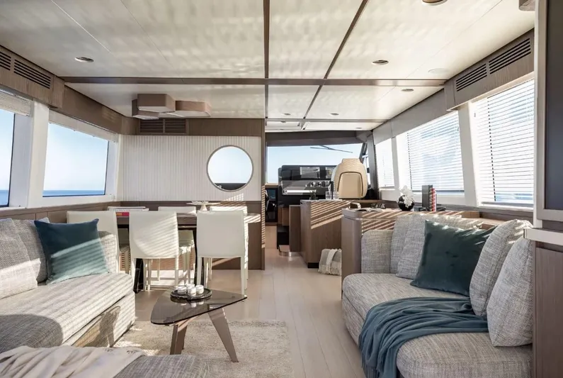  Yacht Photos Pics Azimut Magellano 66 EVO - D Yachts