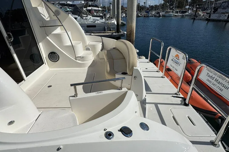 Bravade Yacht Photos Pics 