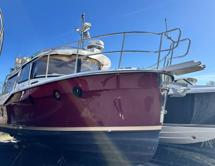 Lyla Mae Yacht Photos Pics 