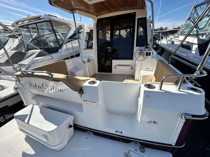 Lyla Mae Yacht Photos Pics 