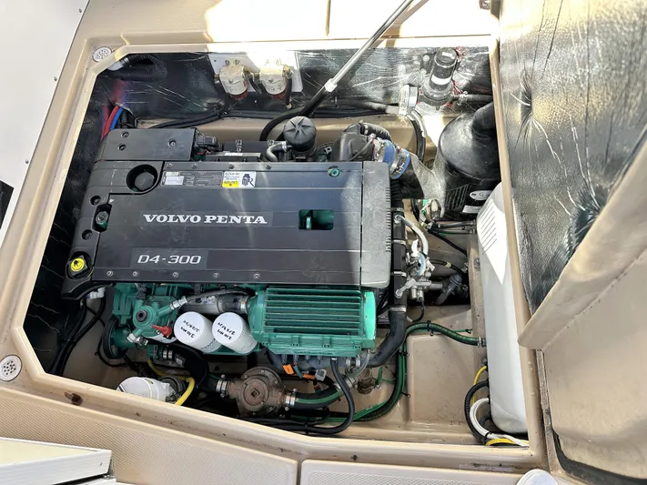 Lyla Mae Yacht Photos Pics 