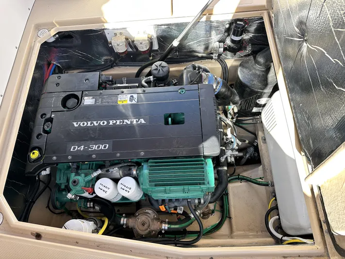 Lyla Mae Yacht Photos Pics 