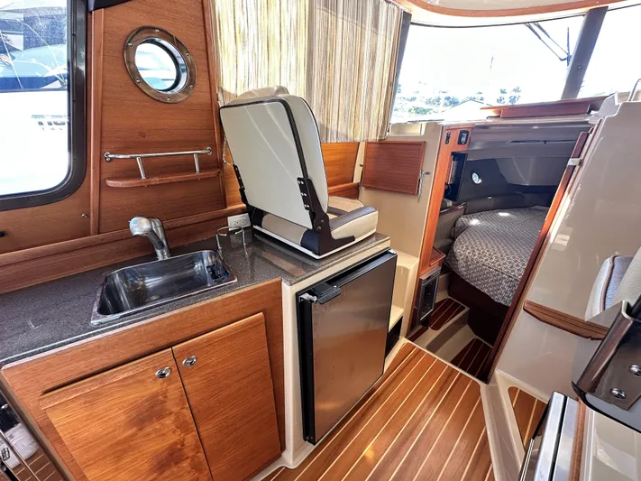 Lyla Mae Yacht Photos Pics 