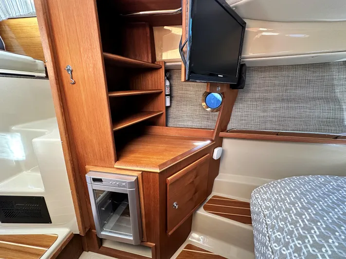 Lyla Mae Yacht Photos Pics 