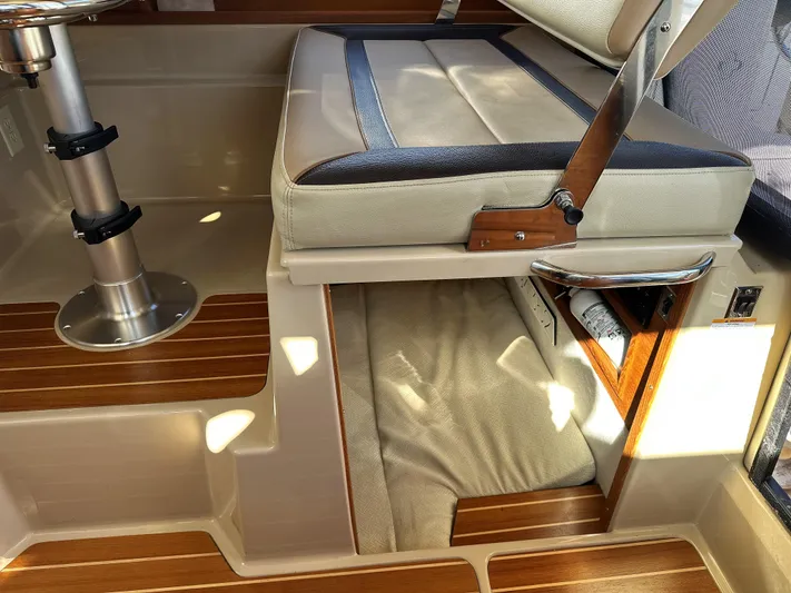 Lyla Mae Yacht Photos Pics 