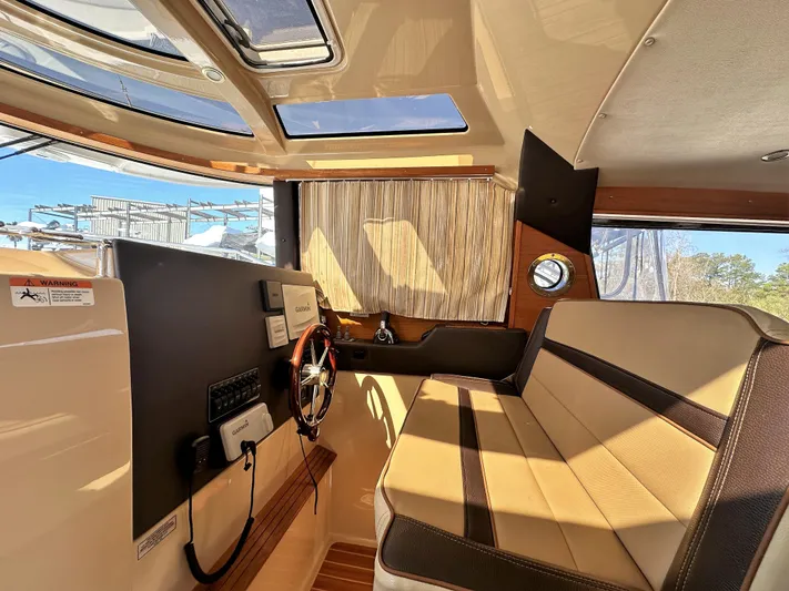 Lyla Mae Yacht Photos Pics 