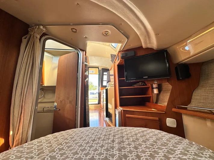 Lyla Mae Yacht Photos Pics 