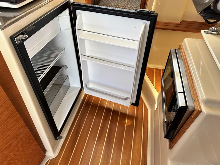 Lyla Mae Yacht Photos Pics 