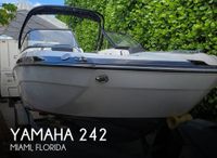 2016 Yamaha Boats 242 S Limited