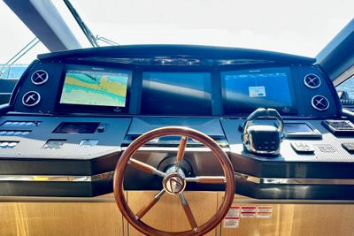 Yacht