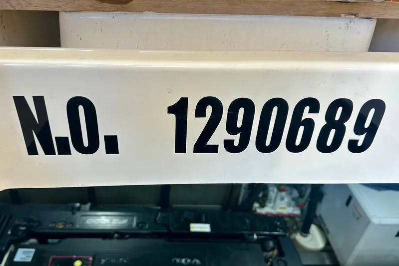  Yacht Photos Pics Registration number "N.O. 1290689" on Absolute 72 FLY yacht, 2016 model.