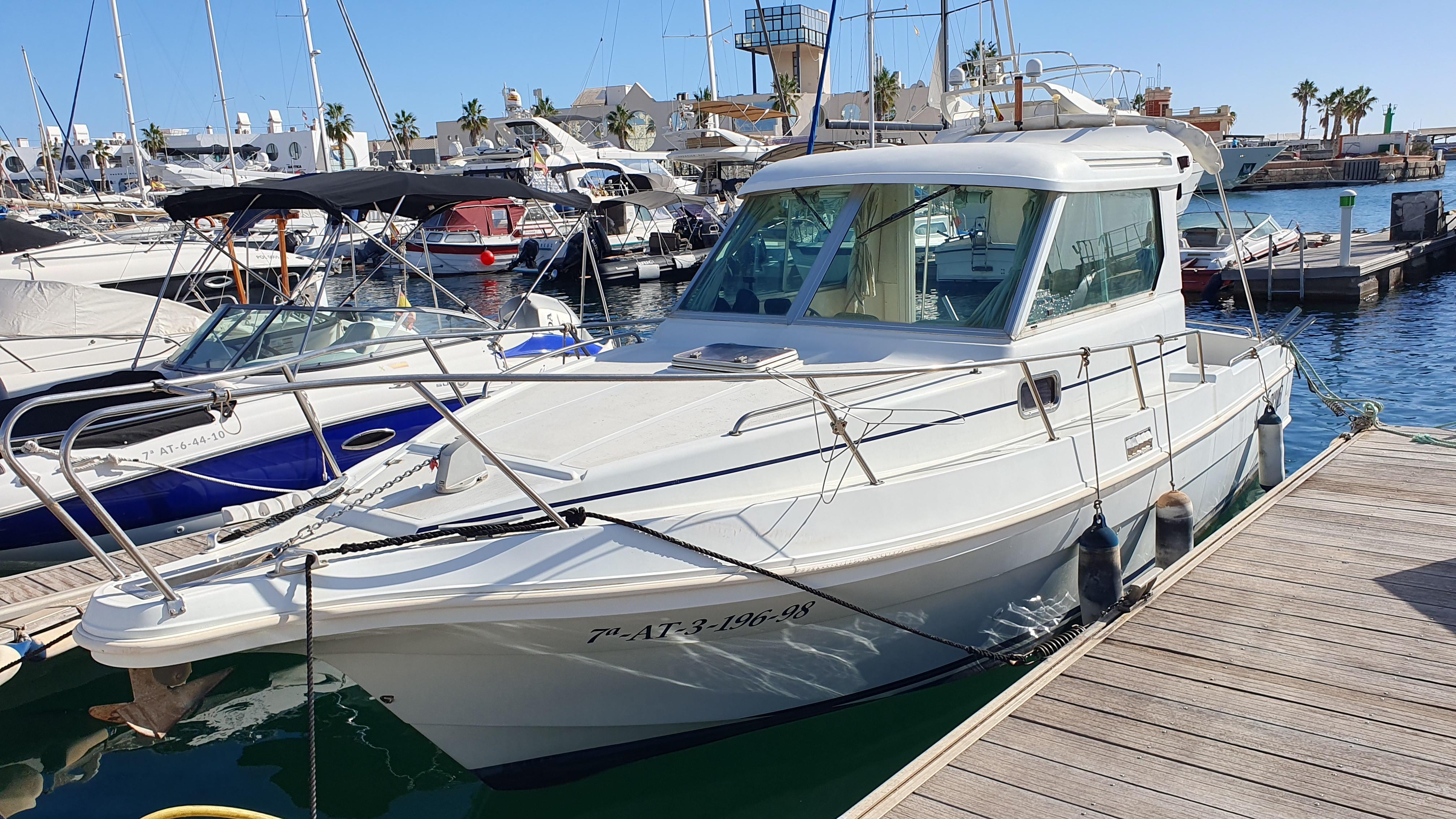 Used Astinor 740 in Alicante - iNautia