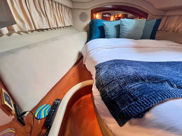 Cariad Yacht Photos Pics 