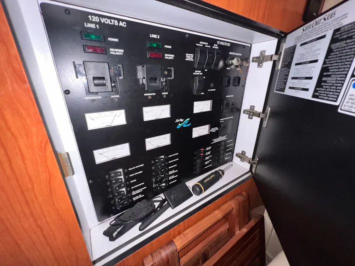 Cariad Yacht Photos Pics 